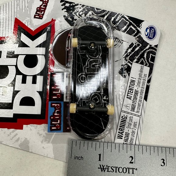 Tech Deck Blind Black Common Skateboard Fingerboard New - Picture 9 of 10